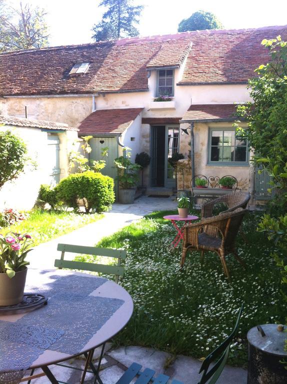 Les Chambres Des Reveries Ermenonville Exterior photo
